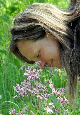 Michi-schnuppert_Blumen2_1.jpg